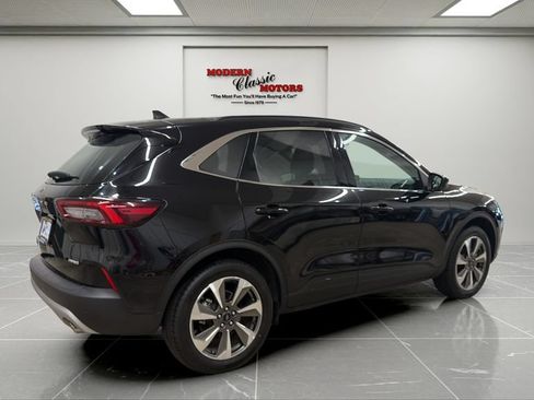 Used 2025 Ford Escape Platinum AWD/4WD image 5