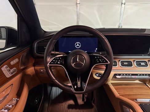 Used 2024 Mercedes-Benz GLE 350 4MATIC image 14