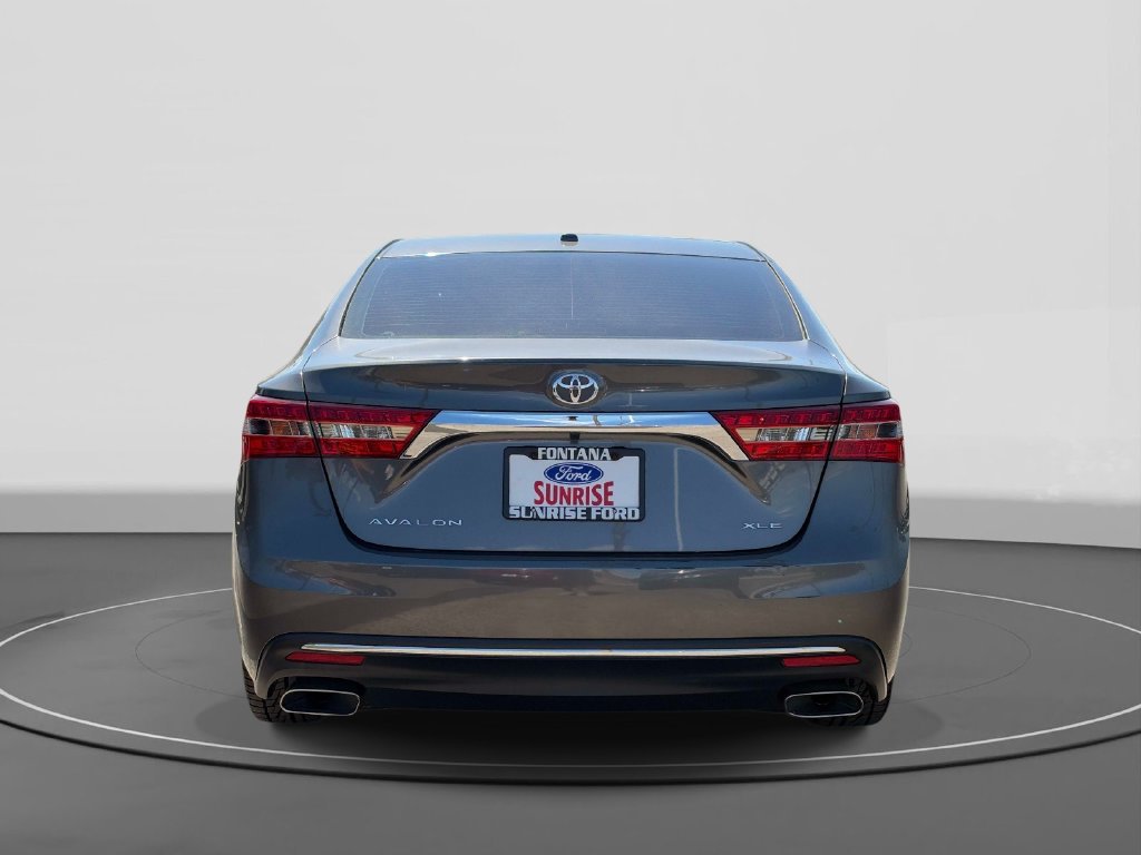 Used 2018 Toyota Avalon XLE Premium w/ Carpet Mat Package FWD image 6