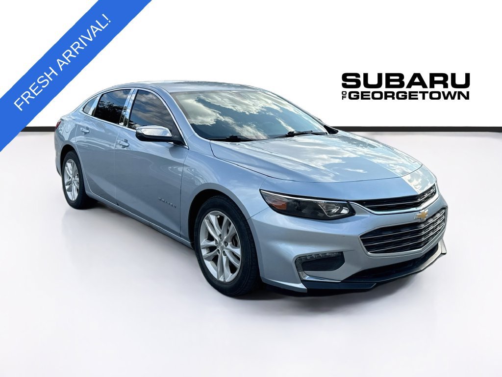 Used 2017 Chevrolet Malibu LT FWD image 1