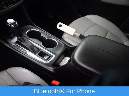 Used 2019 Chevrolet Equinox Premier FWD image 13