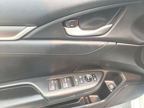 Used 2020 Honda Civic EX-L image 19