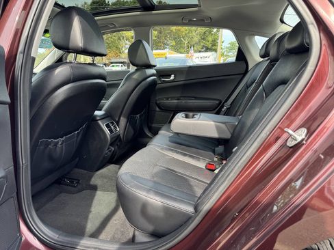 Used 2017 Kia Optima EX w/ Premium Package image 28