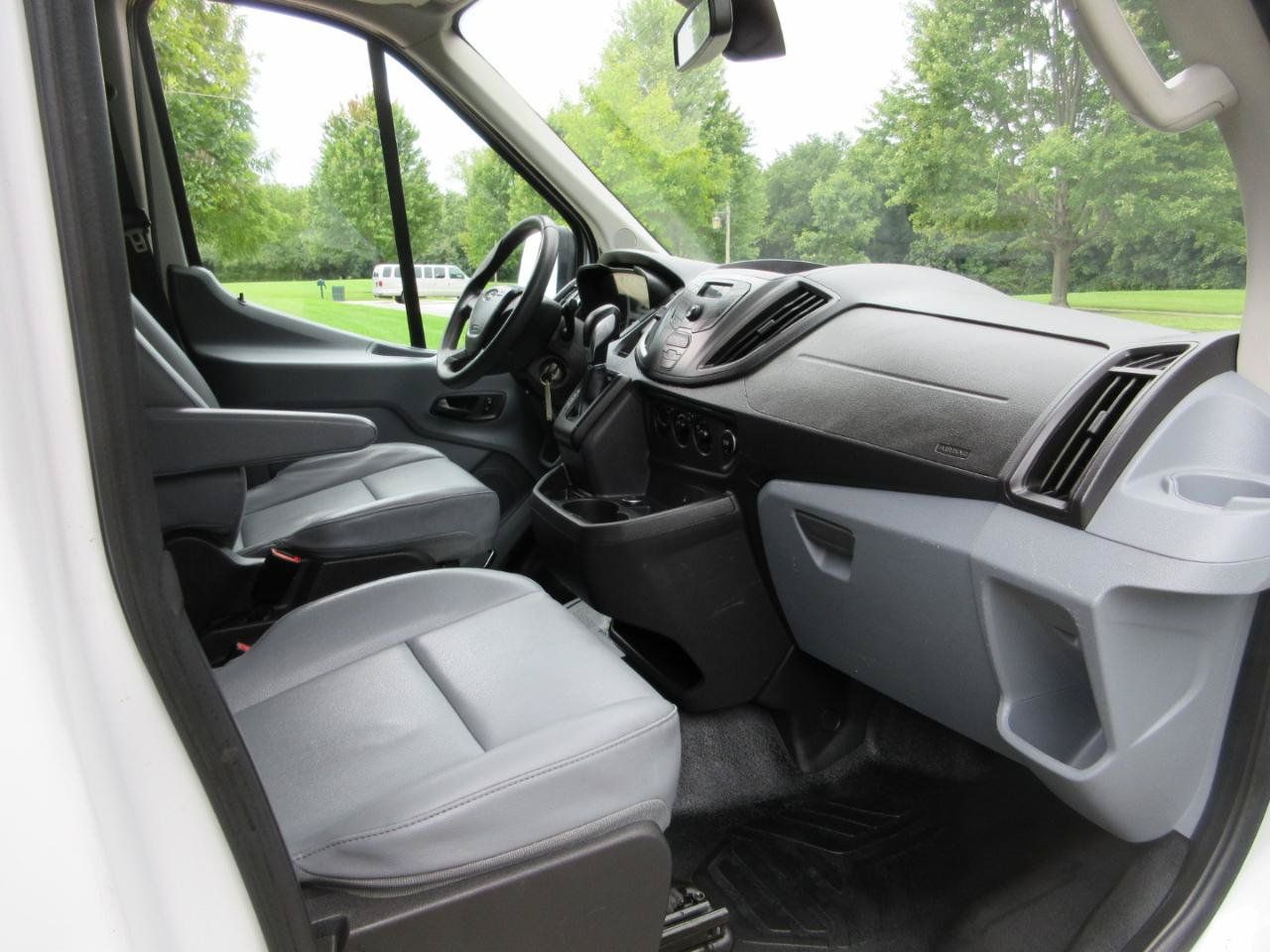 Used 2016 Ford Transit 150 148 Medium Roof RWD image 35