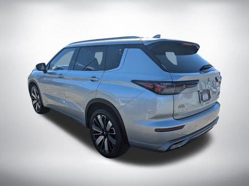 New 2026 Mitsubishi Outlander SEL FWD image 5