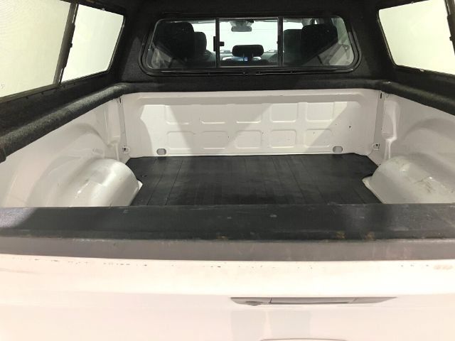 Used 2020 RAM 1500 Classic SLT AWD/4WD image 8