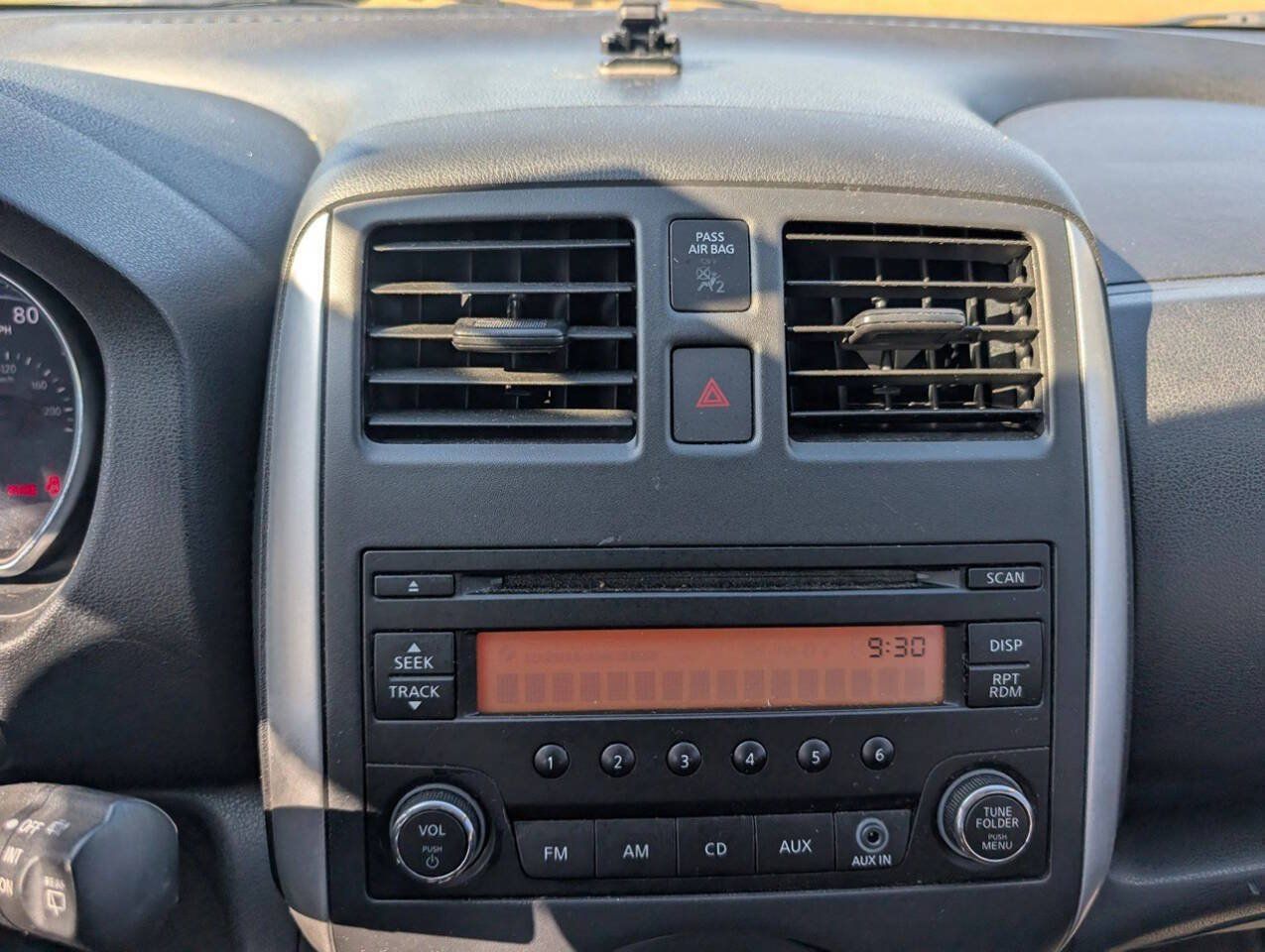 Used 2014 Nissan Versa Note S FWD image 21