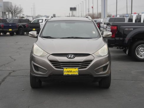 Used 2012 Hyundai Tucson GLS image 3