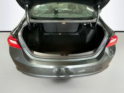 Used 2016 Chevrolet Malibu LT image 26