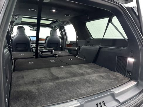 Used 2022 Lincoln Navigator L Black Label image 34