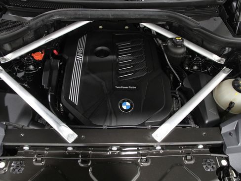 Used 2019 BMW X5 xDrive40i w/ Convenience Package image 22