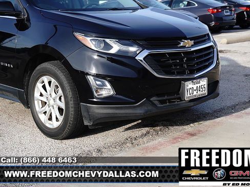 Used 2019 Chevrolet Equinox LT FWD image 2