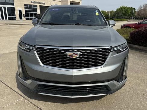 Used 2023 Cadillac XT6 Luxury FWD image 2