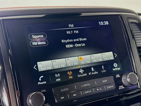 Used 2023 Nissan Titan PRO-4X w/ Pro-4x Convenience Package image 29