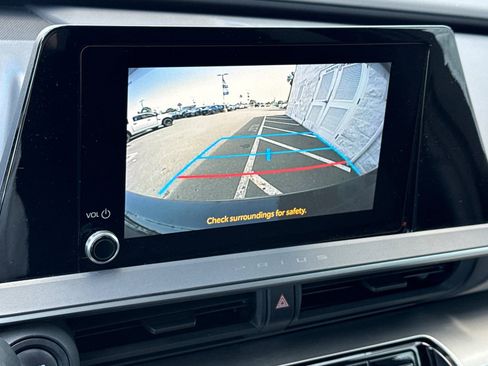 Used 2023 Toyota Prius LE FWD image 22