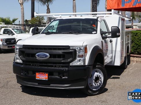 Used 2020 Ford F450 XL w/ Power Equipment Group image 4