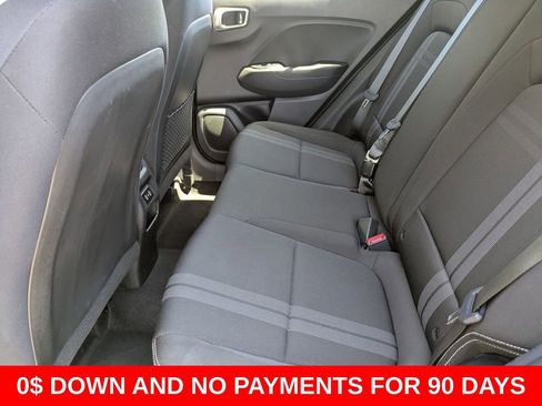 Used 2025 Hyundai Venue SEL FWD image 27
