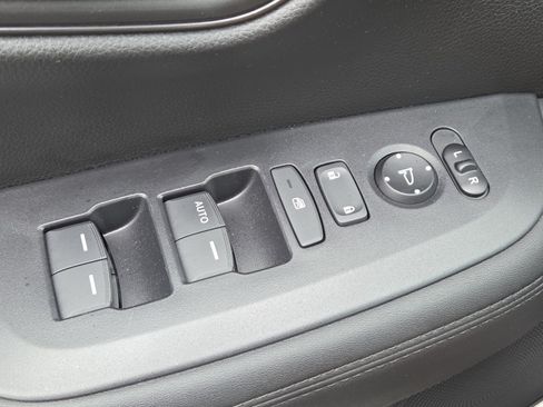 Used 2024 Honda HR-V LX image 26