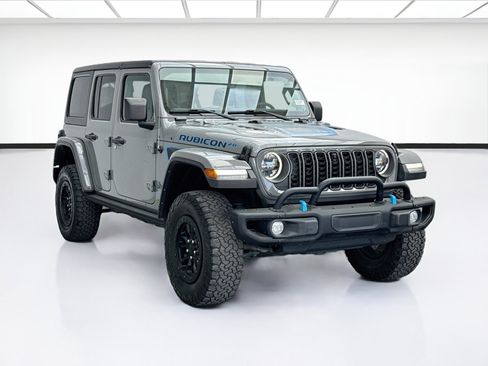 Used 2023 Jeep Wrangler Unlimited Rubicon 4xe AWD/4WD image 3