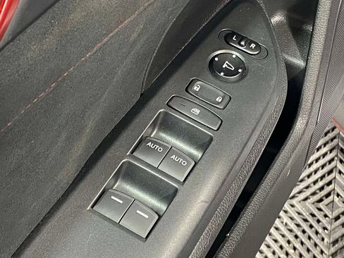Used 2017 Honda Civic Type R image 17