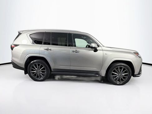 Used 2023 Lexus LX 600 F Sport w/ Accessory Package (Z1) AWD/4WD image 11