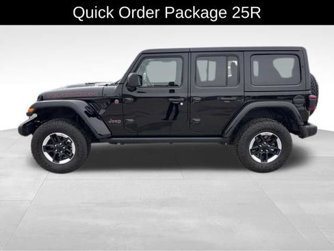 Used 2022 Jeep Wrangler Unlimited Rubicon w/ Cold Weather Group AWD/4WD image 2