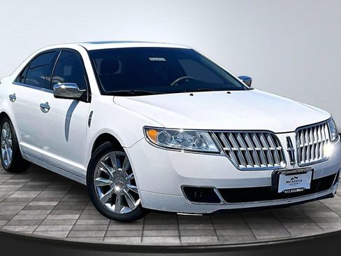 Used 2011 Lincoln MKZ w/ 101A Rapid Spec Order Code FWD image 11