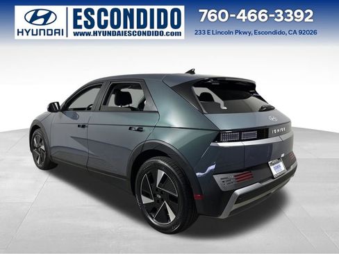 New 2026 Hyundai Ioniq 5 SE image 3