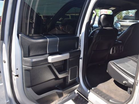 Used 2020 Ford F150 Lariat AWD/4WD image 11