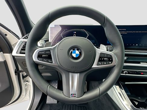 New 2026 BMW X5 sDrive40i w/ M Sport Package RWD image 8