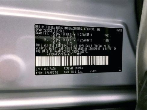 Used 2023 Toyota RAV4 XLE Premium image 32