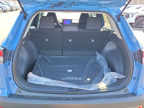 New 2026 Toyota Corolla Cross LE image 8