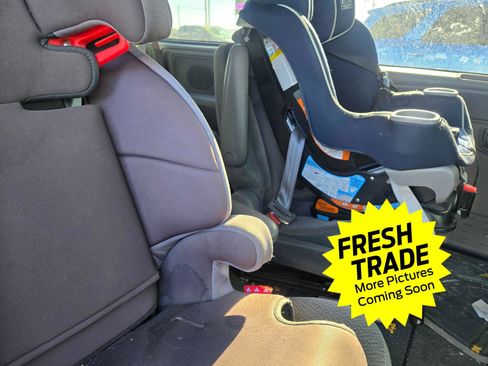 Used 2005 Dodge Grand Caravan SXT image 9