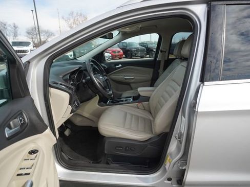 Used 2017 Ford Escape Titanium image 11