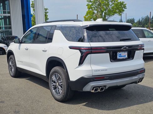 New 2026 Chevrolet Traverse LT image 7