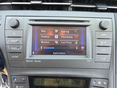 Used 2013 Toyota Prius Three FWD image 23