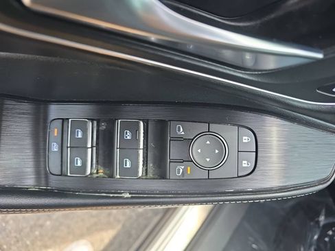Used 2024 Nissan Rogue Platinum w/ Platinum Premium Package FWD image 33