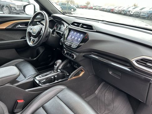 Used 2021 Chevrolet TrailBlazer ACTIV w/ Technology Package image 15