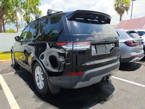 Used 2019 Land Rover Discovery SE AWD/4WD image 14