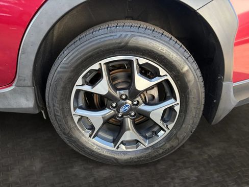 Used 2019 Subaru Crosstrek 2.0i Premium AWD/4WD image 40
