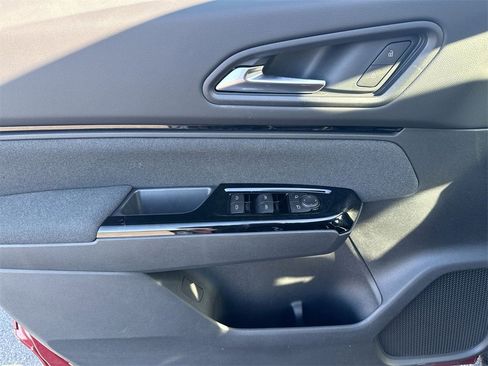 New 2025 Honda Prologue EX image 15