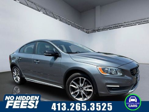 Used 2016 Volvo S60 T5 Cross Country Platinum AWD/4WD image 1