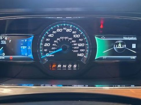 Used 2014 Ford Taurus SEL w/ Equipment Group 201A image 18