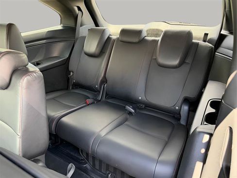 Used 2023 Honda Odyssey Sport image 24