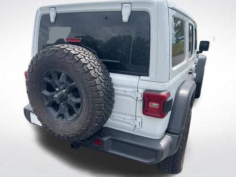 Used 2023 Jeep Wrangler Unlimited Rubicon 4xe w/ Cold Weather Group AWD/4WD image 22