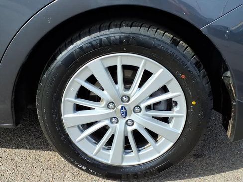 Used 2018 Subaru Impreza 2.0i Premium w/ Eyesight & BSD & Rcta image 7