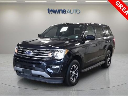 Used 2021 Ford Expedition XLT image 2