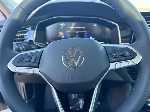 New 2026 Volkswagen Jetta SE image 18