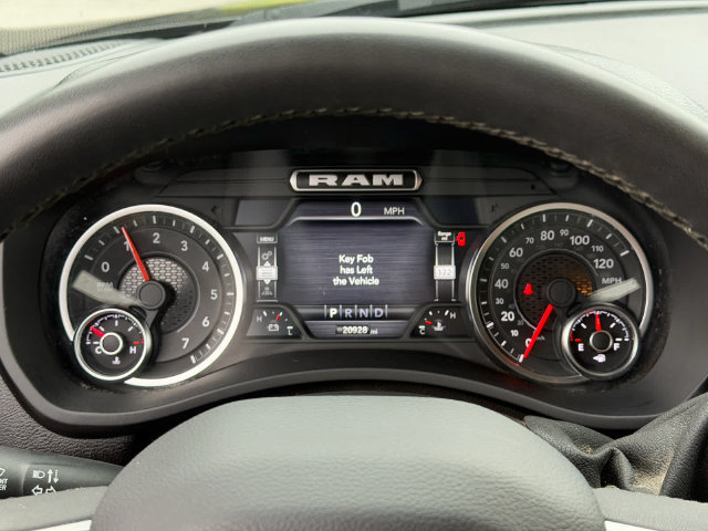 Used 2025 RAM 2500 Big Horn AWD/4WD image 15