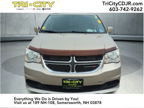 Used 2014 Dodge Grand Caravan SXT image 8